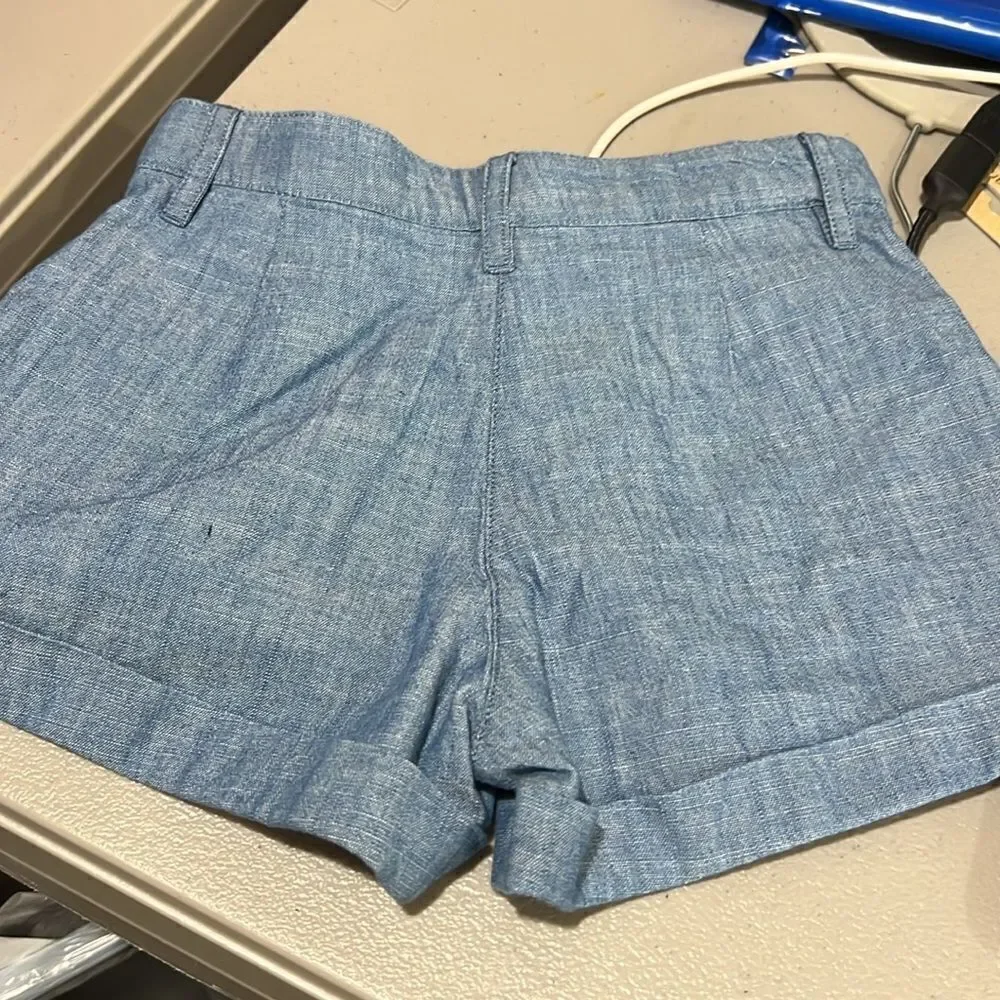 Crewcuts Factory Girls' chambray pleated short blue size 5 NWOT